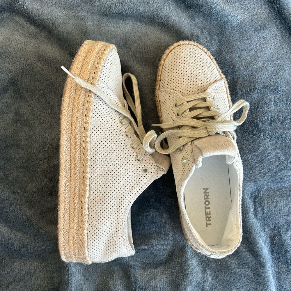 Womens Comfort Tretorn Round Toe Platform Lace-Up Leather Athletic Sneakers